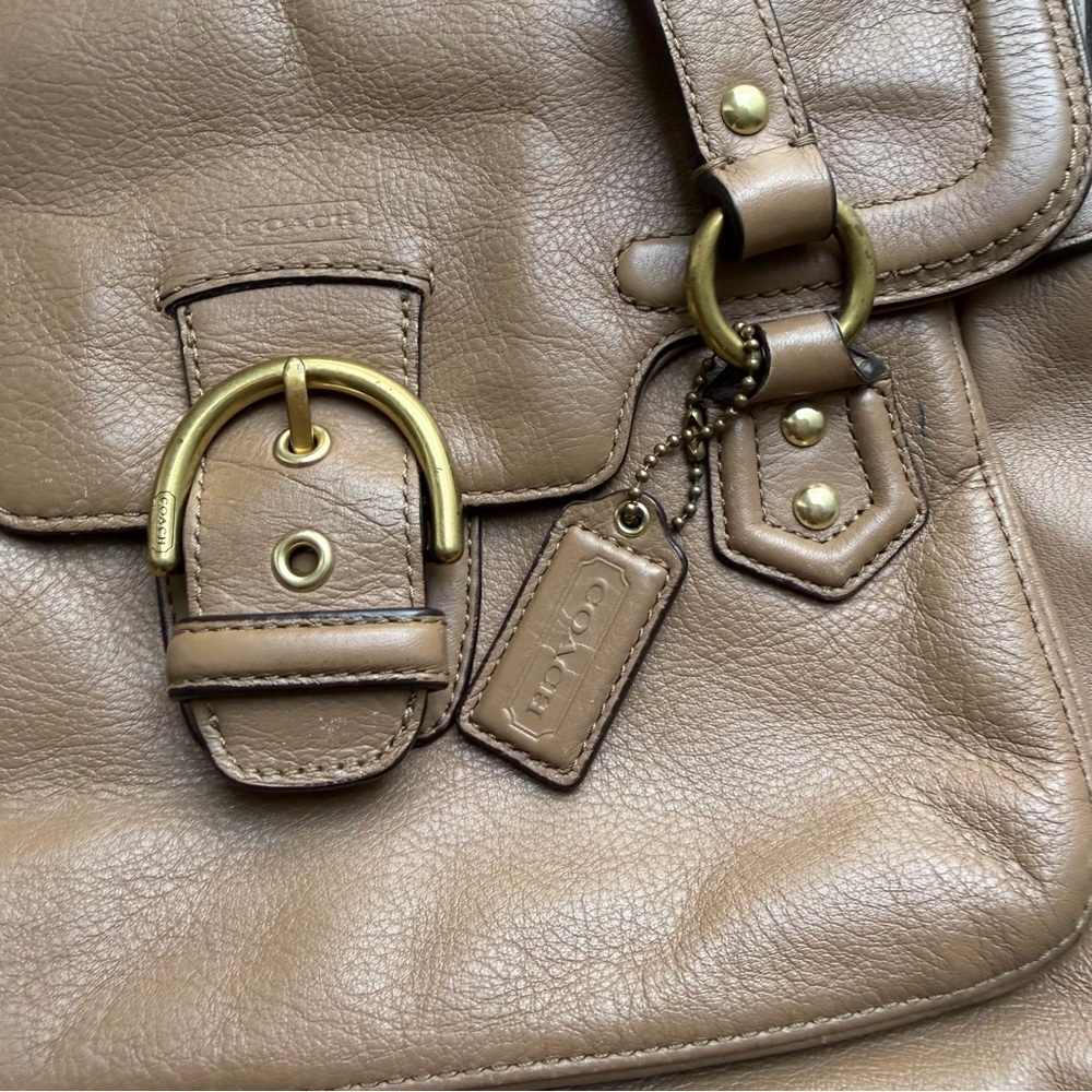 Coach Campbell Eva flap satchel in camel leather - Picture 3 of 11